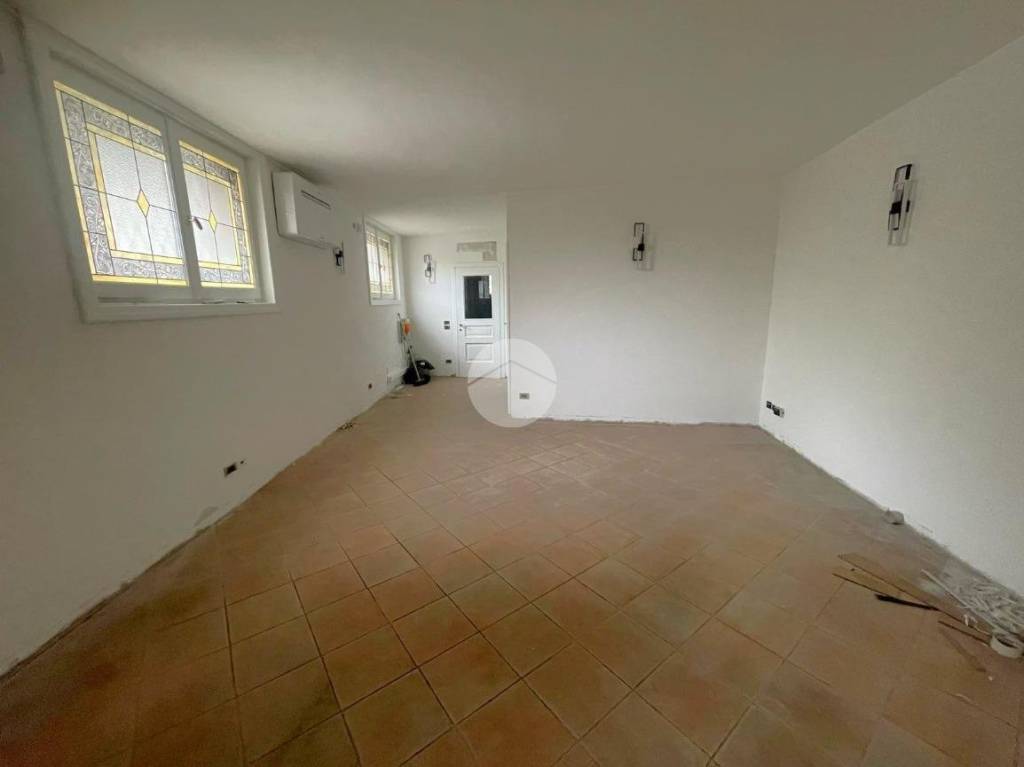 ufficio in affitto a Desenzano del Garda
