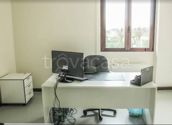 ufficio in affitto a Desenzano del Garda