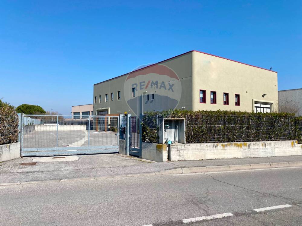 capannone in affitto a Desenzano del Garda
