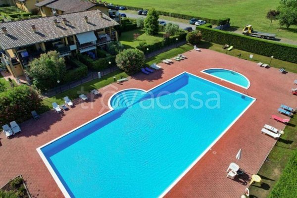 appartamento in affitto a Desenzano del Garda in zona Rivoltella