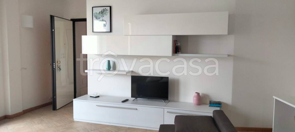 appartamento in affitto a Desenzano del Garda