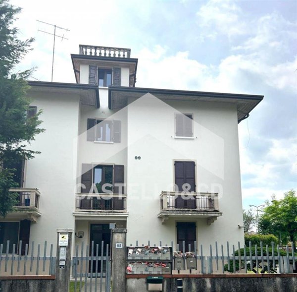 appartamento in affitto a Desenzano del Garda