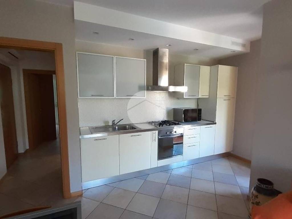 appartamento in affitto a Desenzano del Garda