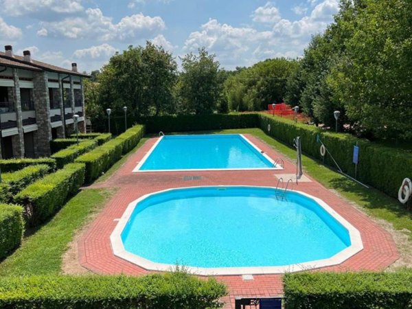 appartamento in affitto a Desenzano del Garda in zona Rivoltella