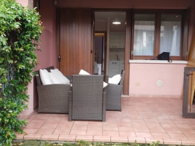 appartamento in affitto a Desenzano del Garda in zona Rivoltella