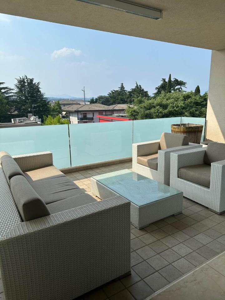 appartamento in affitto a Desenzano del Garda