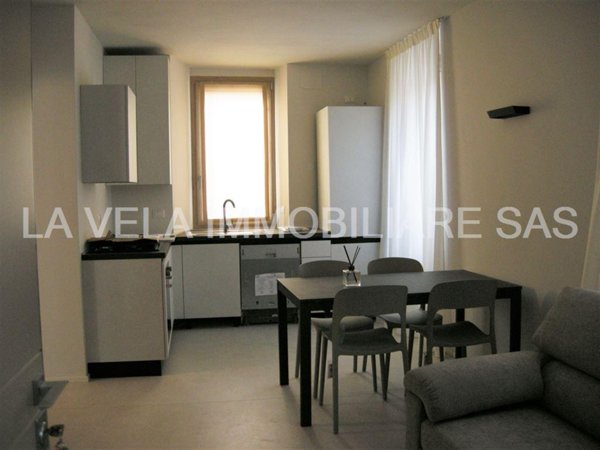 appartamento in affitto a Desenzano del Garda
