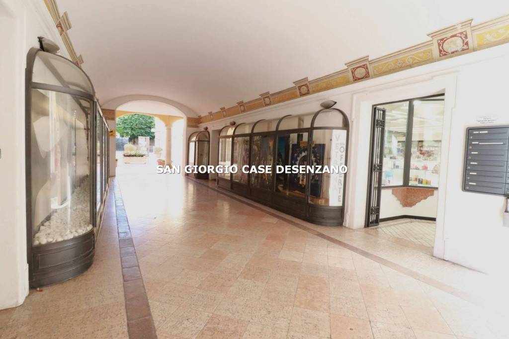 appartamento in affitto a Desenzano del Garda