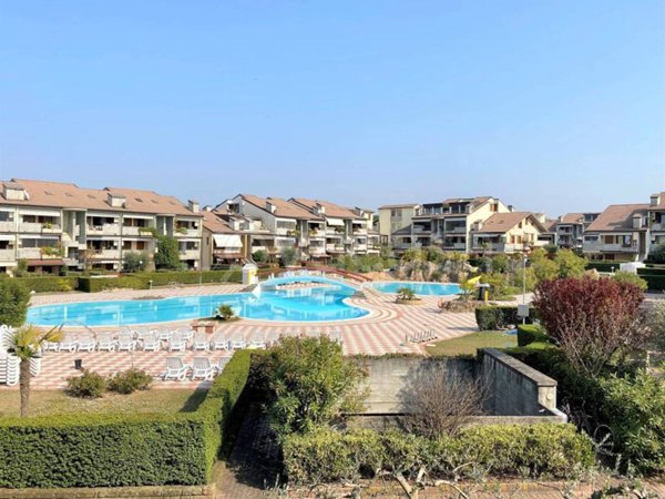 appartamento in affitto a Desenzano del Garda in zona Rivoltella