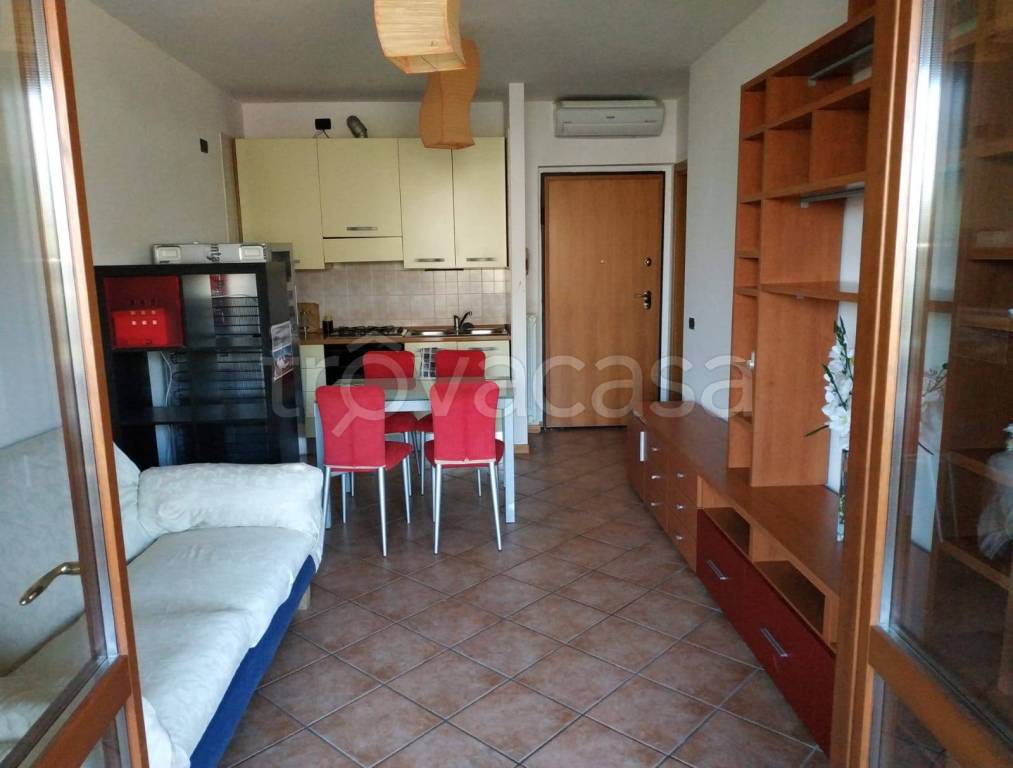 appartamento in affitto a Desenzano del Garda