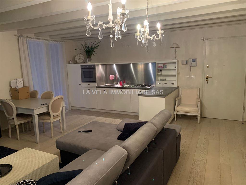 appartamento in affitto a Desenzano del Garda