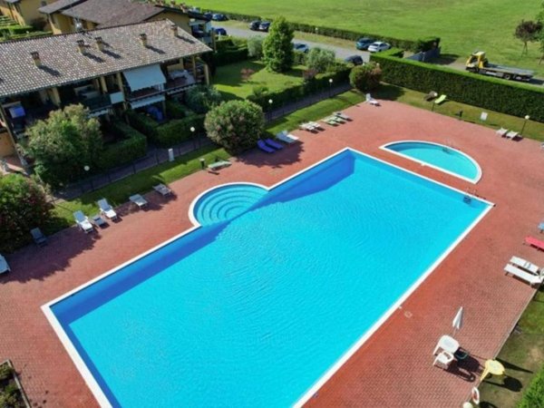 appartamento in affitto a Desenzano del Garda in zona Rivoltella