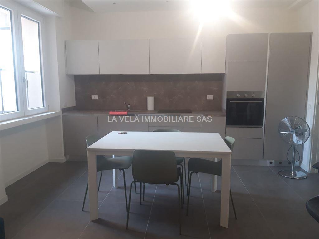 appartamento in affitto a Desenzano del Garda