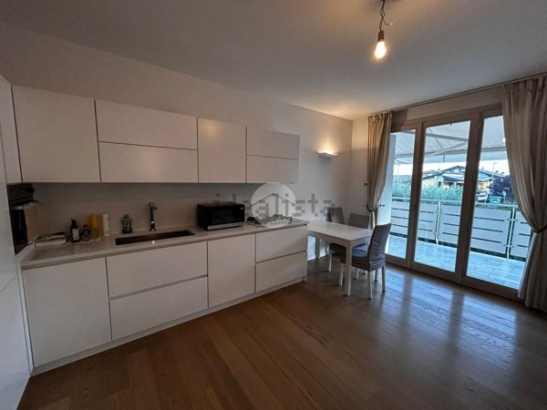 appartamento in affitto a Desenzano del Garda