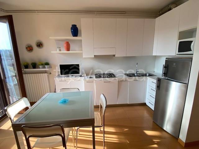 appartamento in affitto a Desenzano del Garda