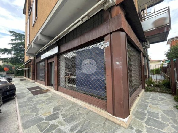 negozio in affitto a Desenzano del Garda