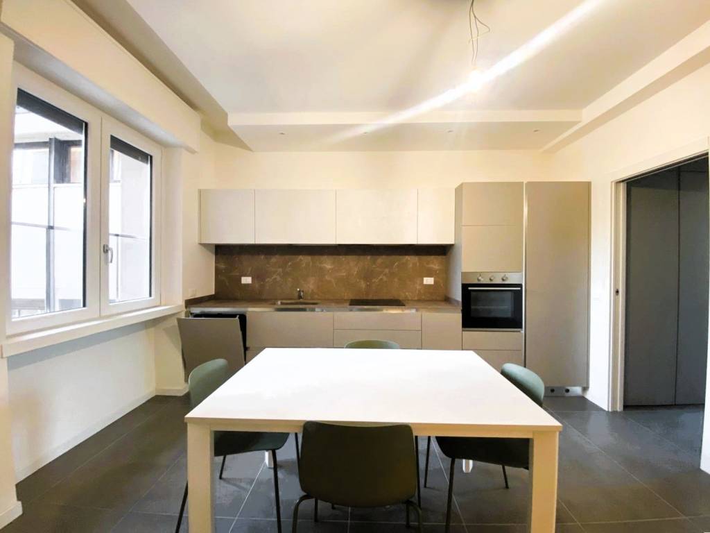 appartamento in affitto a Desenzano del Garda