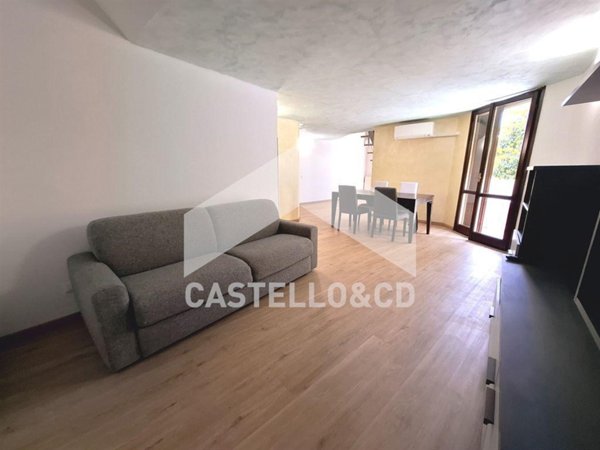 appartamento in affitto a Desenzano del Garda in zona Rivoltella