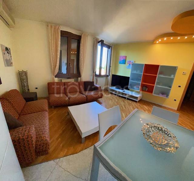 appartamento in affitto a Desenzano del Garda