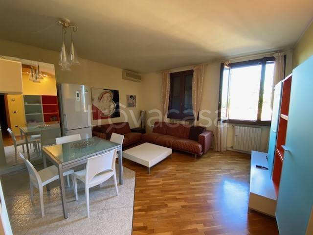 appartamento in affitto a Desenzano del Garda