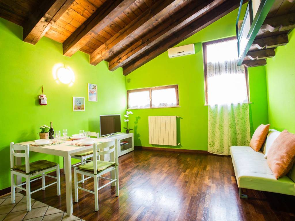 appartamento in affitto a Desenzano del Garda