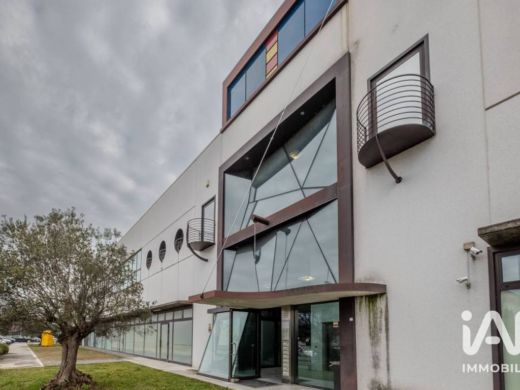 ufficio in affitto a Desenzano del Garda