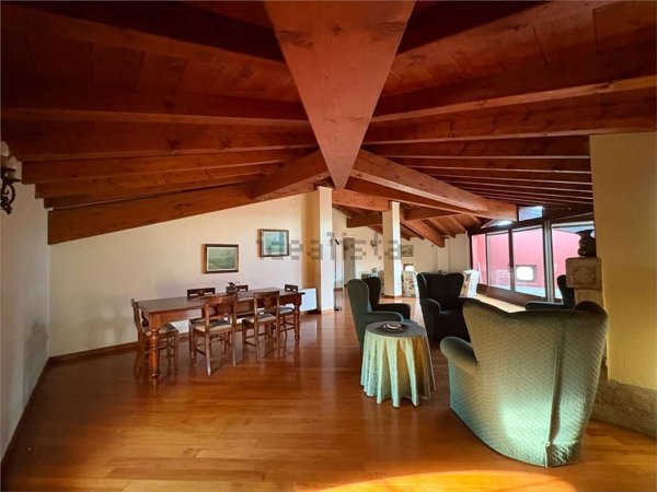 appartamento in affitto a Desenzano del Garda