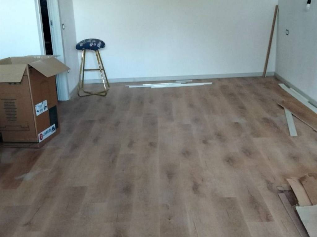 negozio in affitto a Desenzano del Garda