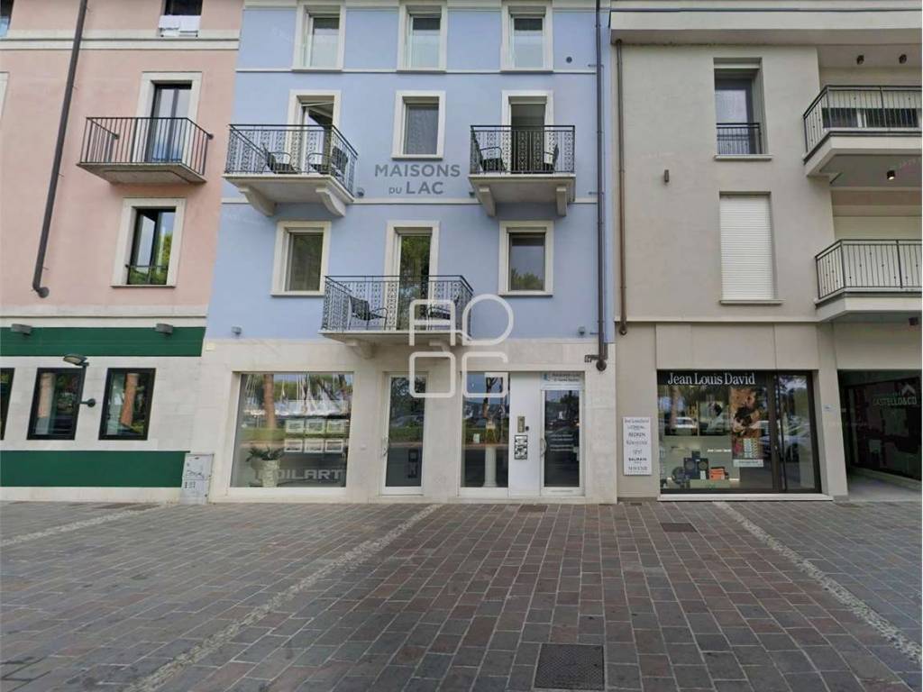 negozio in affitto a Desenzano del Garda