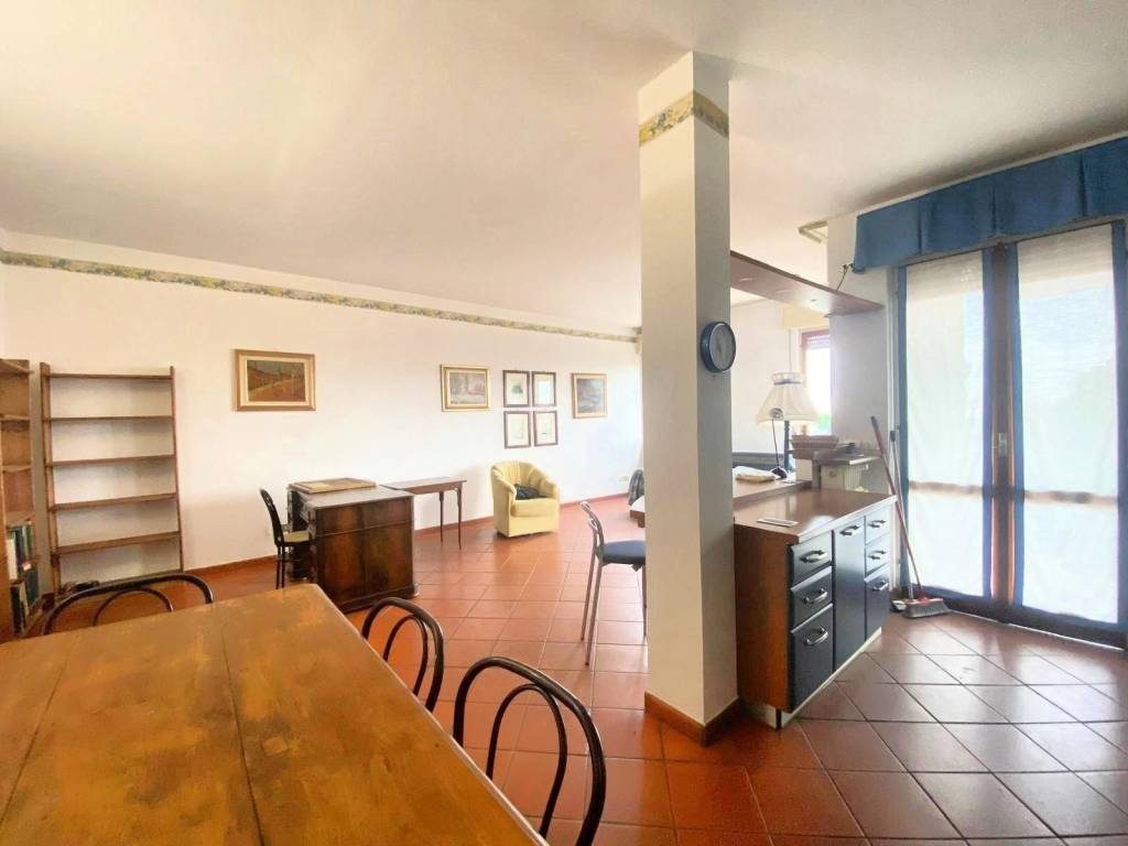 appartamento in affitto a Desenzano del Garda