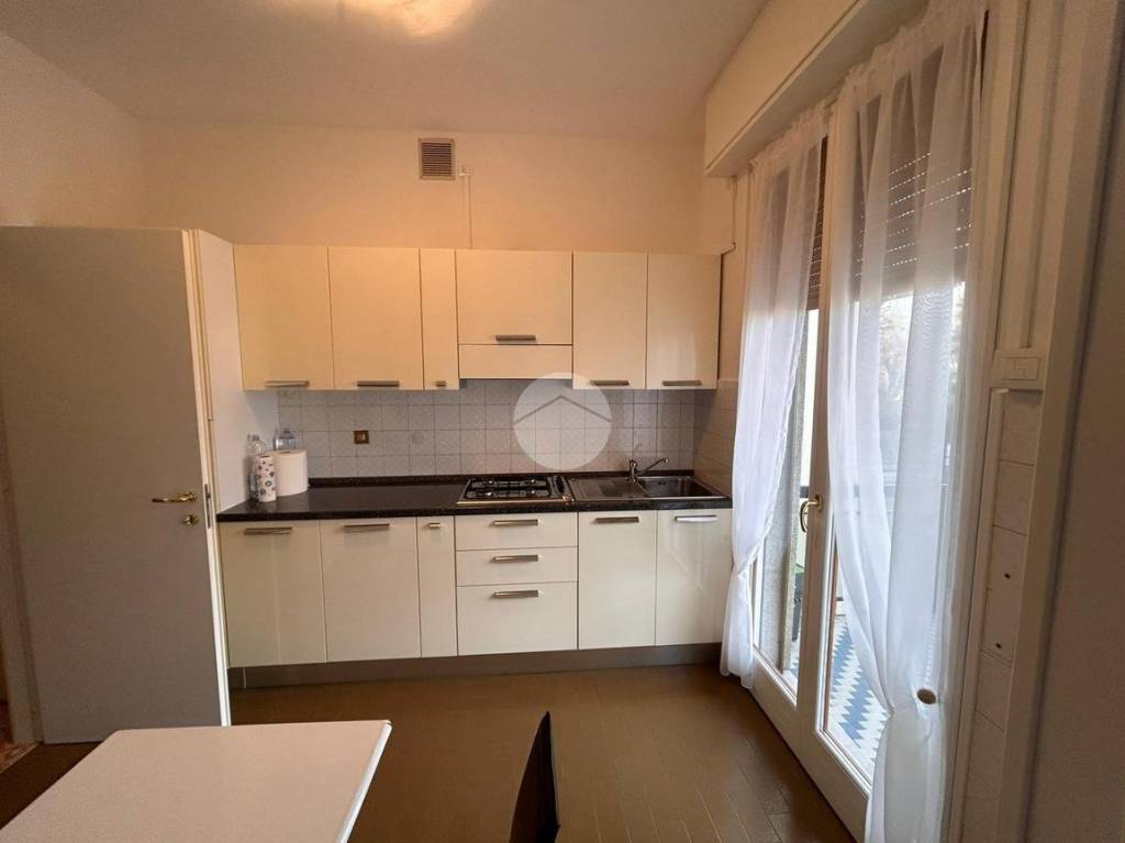 appartamento in affitto a Desenzano del Garda