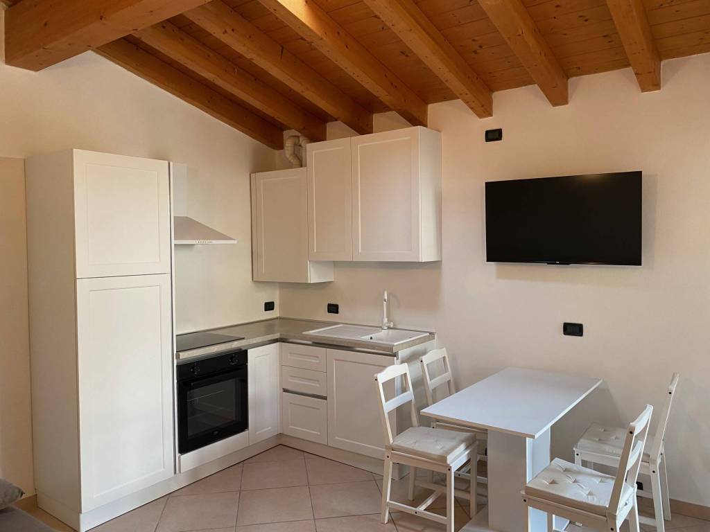 appartamento in affitto a Desenzano del Garda