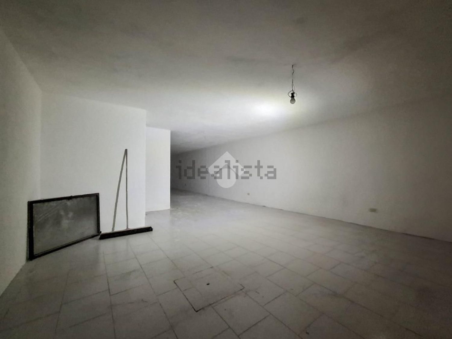 locale di sgombero in affitto a Desenzano del Garda