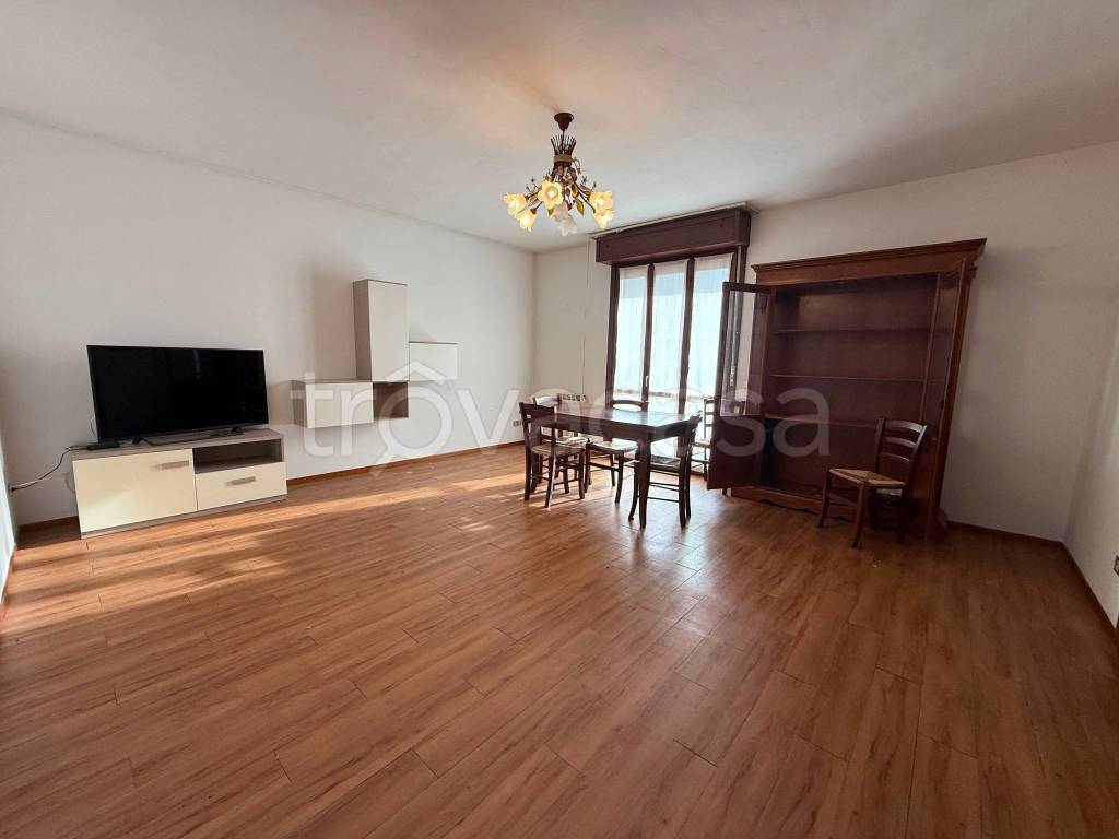 appartamento in affitto a Desenzano del Garda