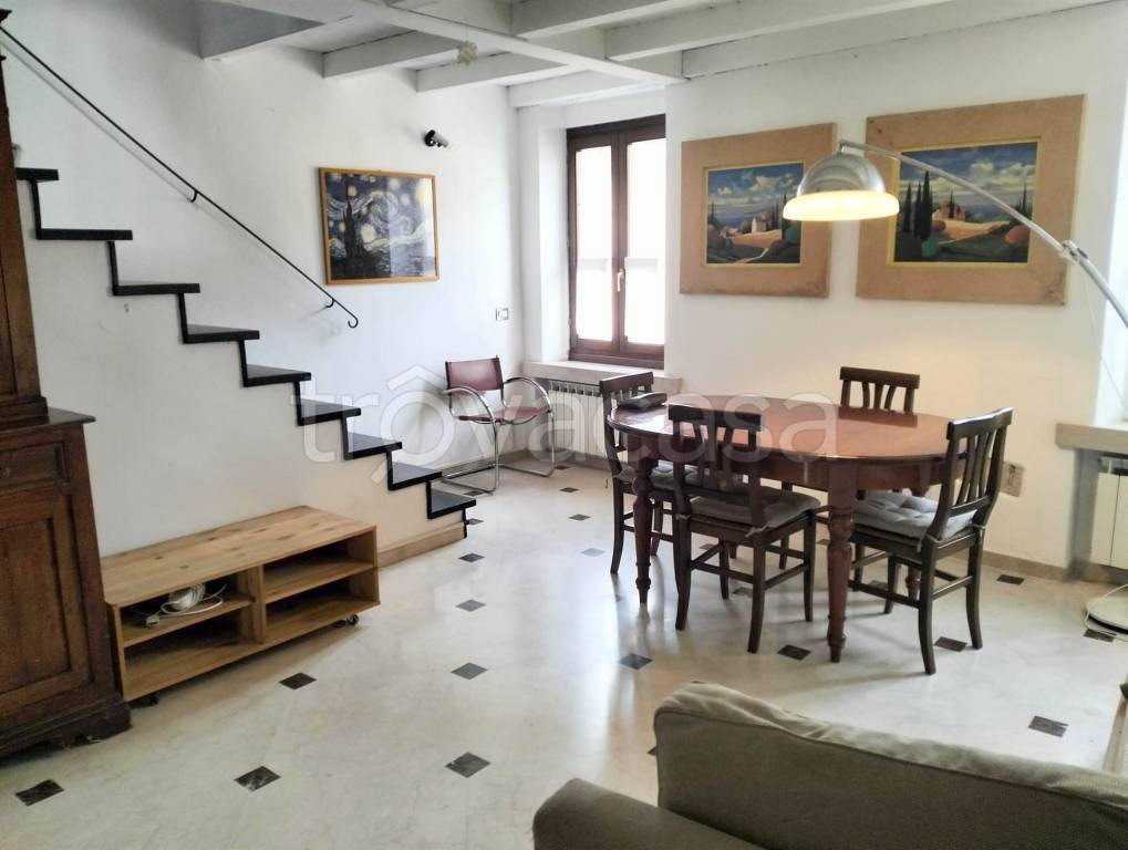 appartamento in affitto a Desenzano del Garda
