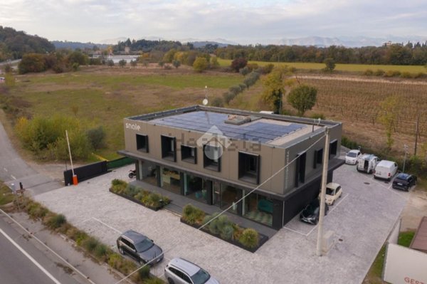 negozio in affitto a Desenzano del Garda