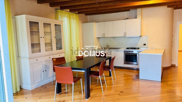 appartamento in affitto a Desenzano del Garda