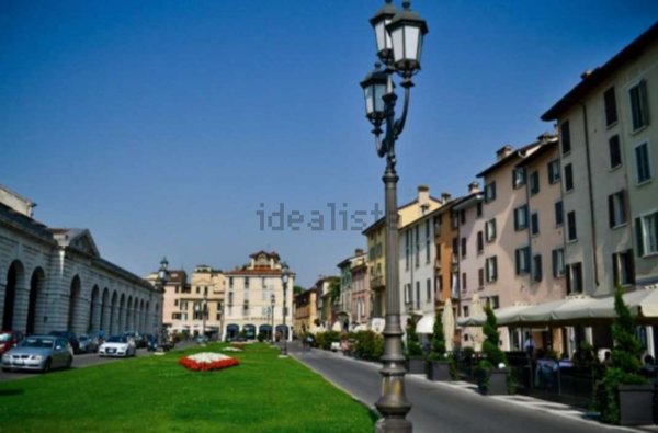 appartamento in affitto a Desenzano del Garda