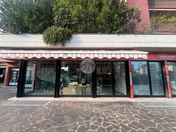 appartamento in affitto a Desenzano del Garda