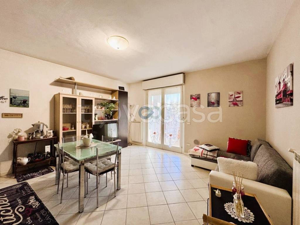 appartamento in affitto a Desenzano del Garda