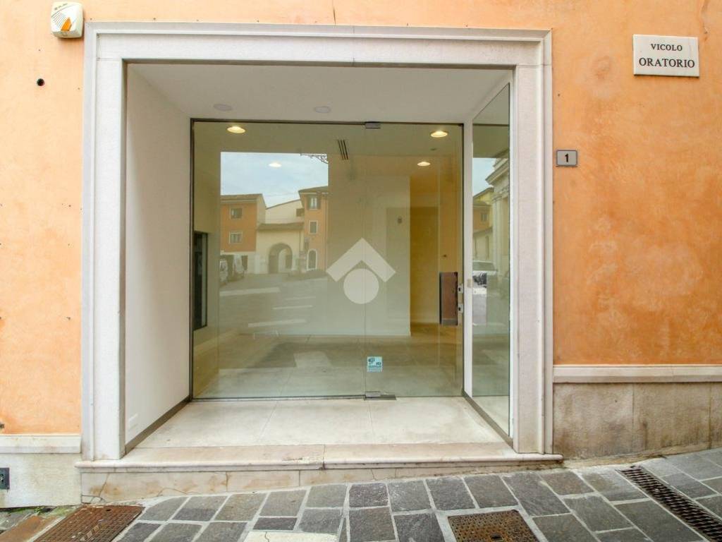 ufficio in affitto a Desenzano del Garda