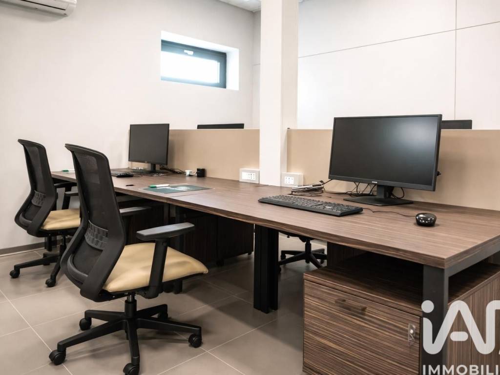 ufficio in affitto a Desenzano del Garda