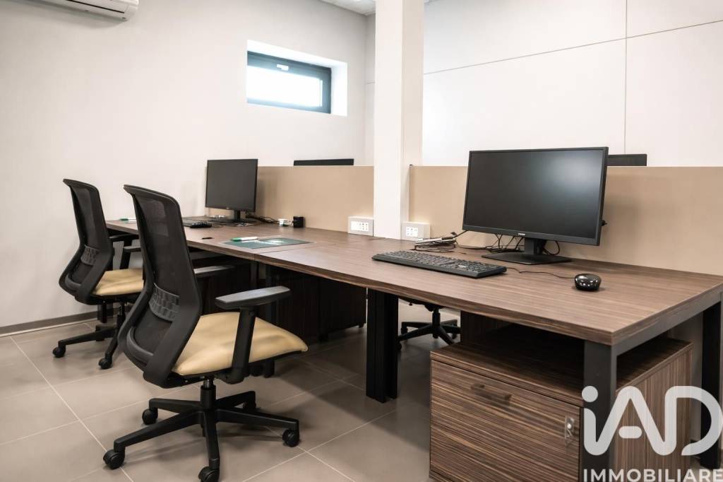 ufficio in affitto a Desenzano del Garda