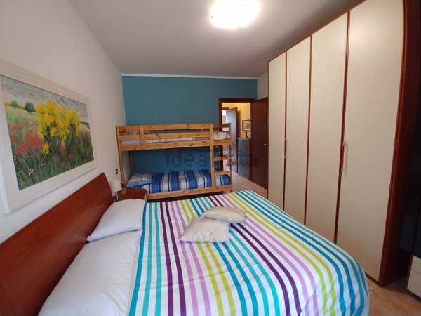 appartamento in affitto a Desenzano del Garda in zona Rivoltella