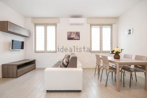 appartamento in affitto a Desenzano del Garda