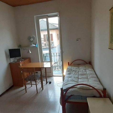 appartamento in affitto a Desenzano del Garda in zona San Pietro