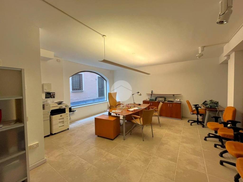 ufficio in affitto a Desenzano del Garda