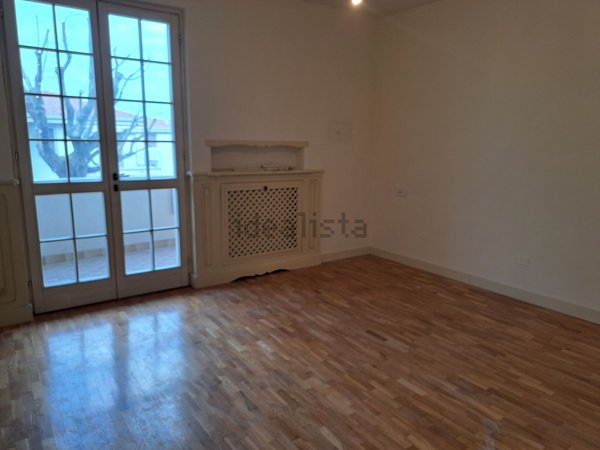 appartamento in affitto a Desenzano del Garda