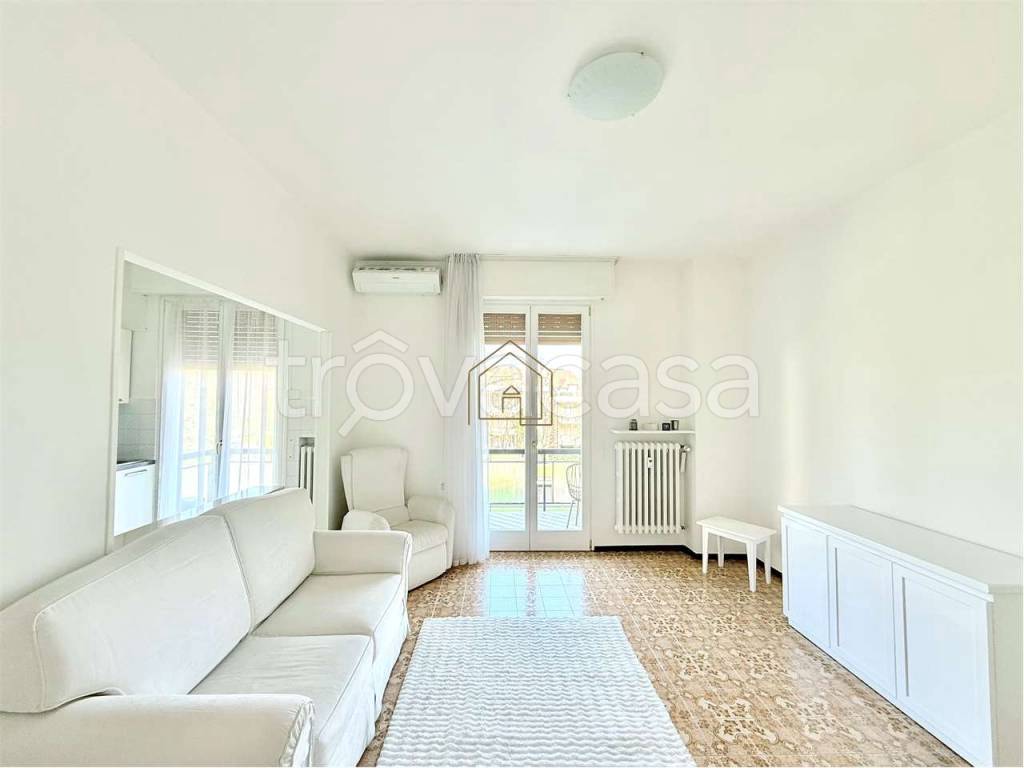 appartamento in affitto a Desenzano del Garda