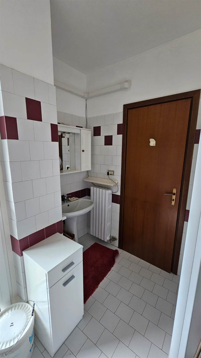 appartamento in affitto a Desenzano del Garda in zona Rivoltella